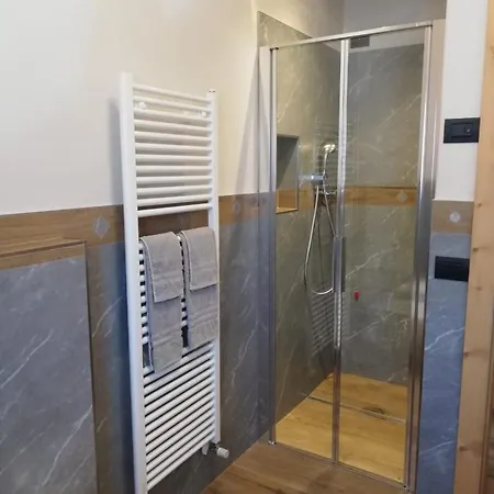 Al Bait Da Valeriano - Dami Apartament *